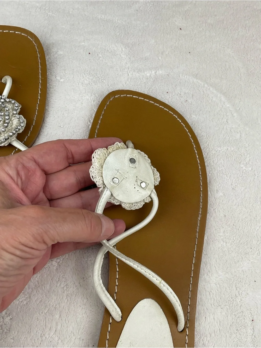Nordstrom boutique White Beaded Floral Thong Sandals